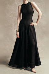 Sleeveless Lace Maxi Dress in Black