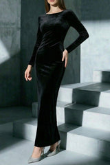 Black long-Sleeve Backless Maxi Dress