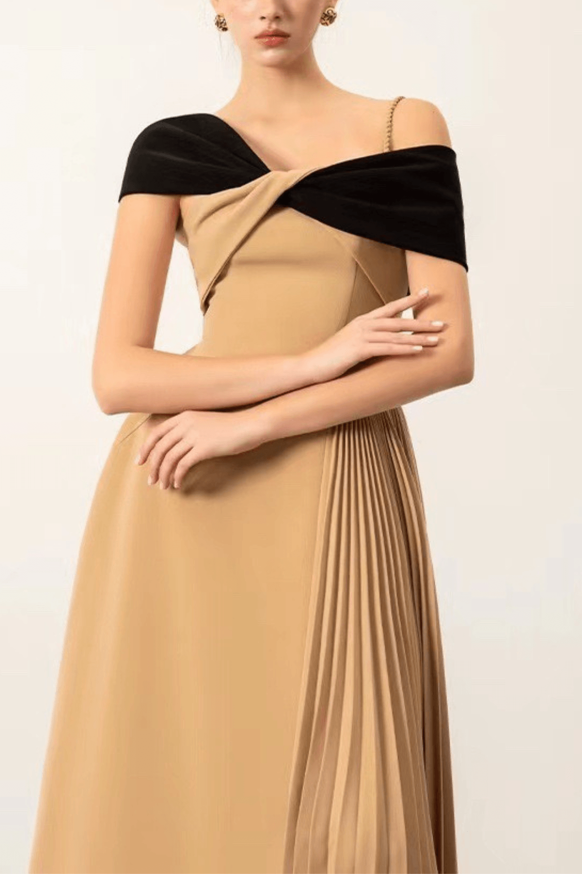 Two Tone Off-Shoulder Midi Dress