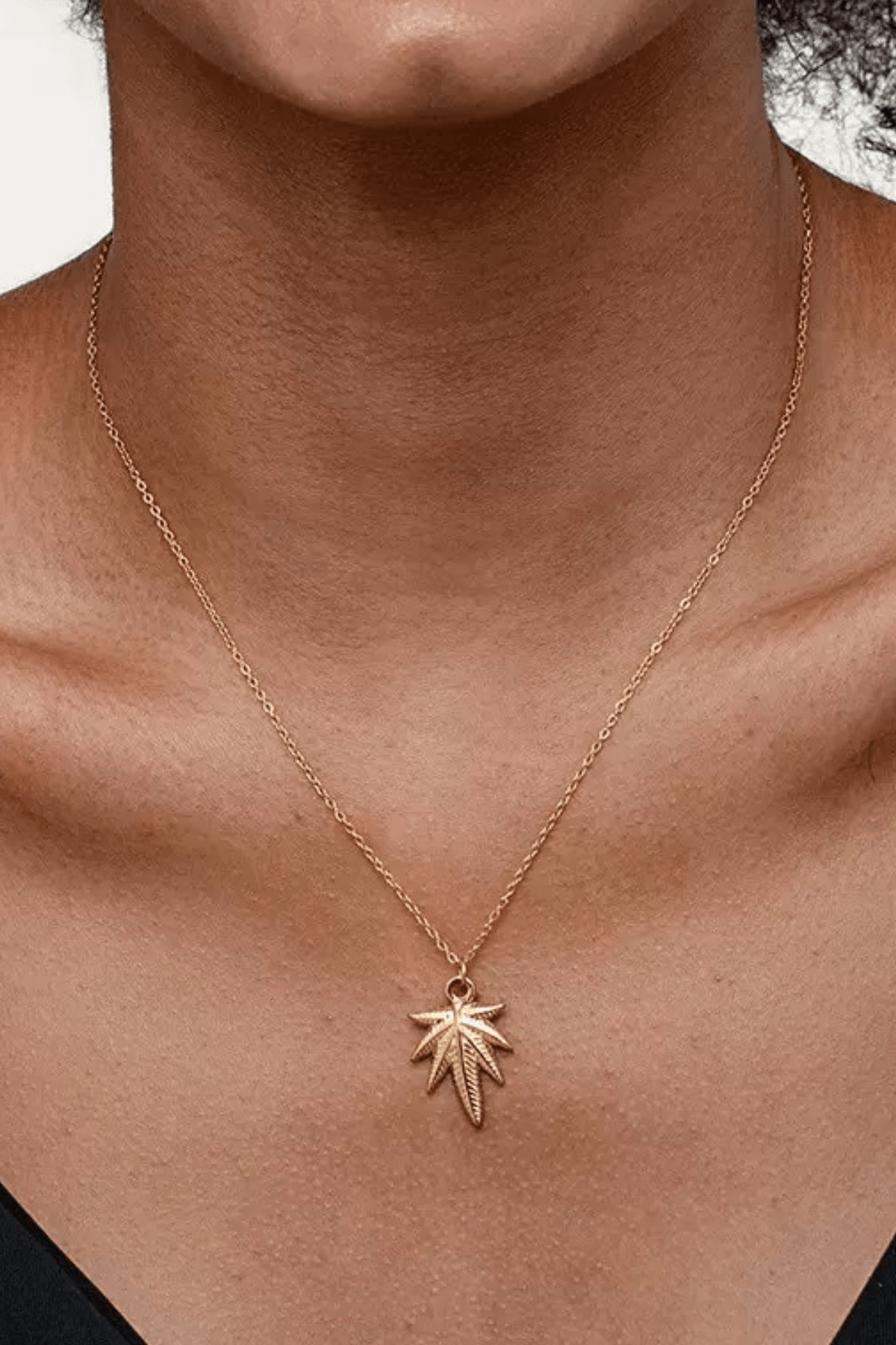Gold Maple Leaf Pendant Dainty Chain Necklace