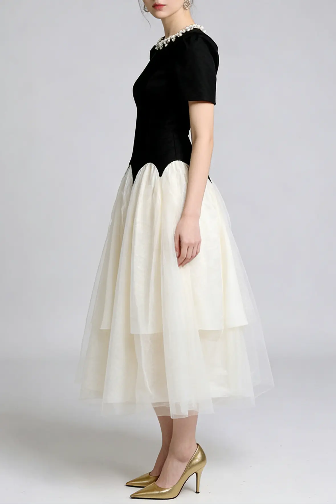 Black-White Rhinestone Neck Maxi Dress