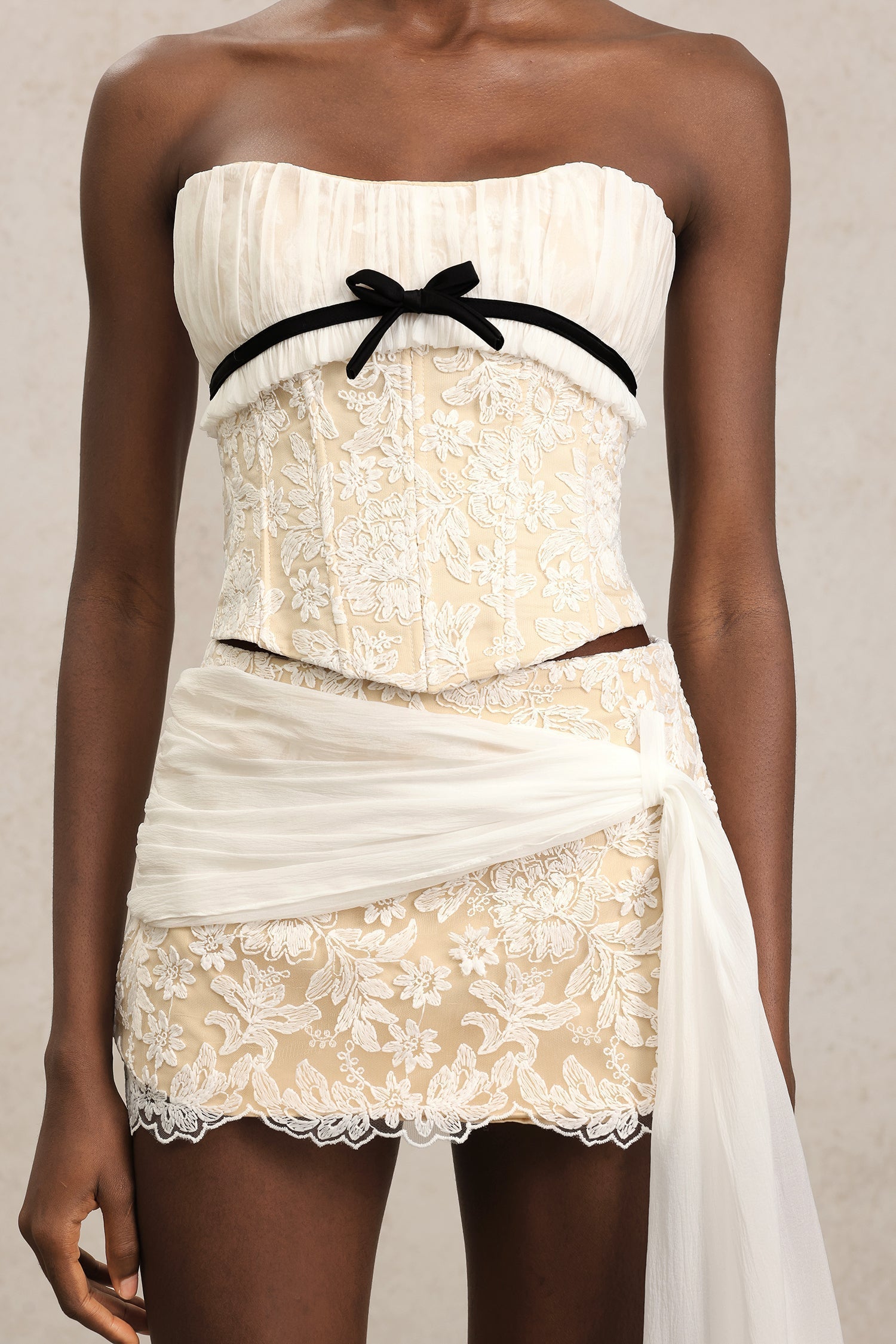 White Herringbone Top Floral Ruffle Mini Dress Suit