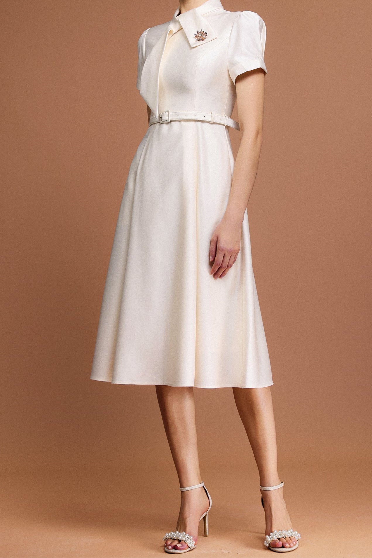 Short Sleeves Diamond Midi Dress