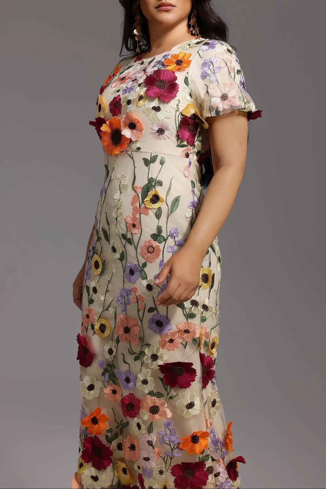 Short Sleeve Round Neck Flowers Midi Dress