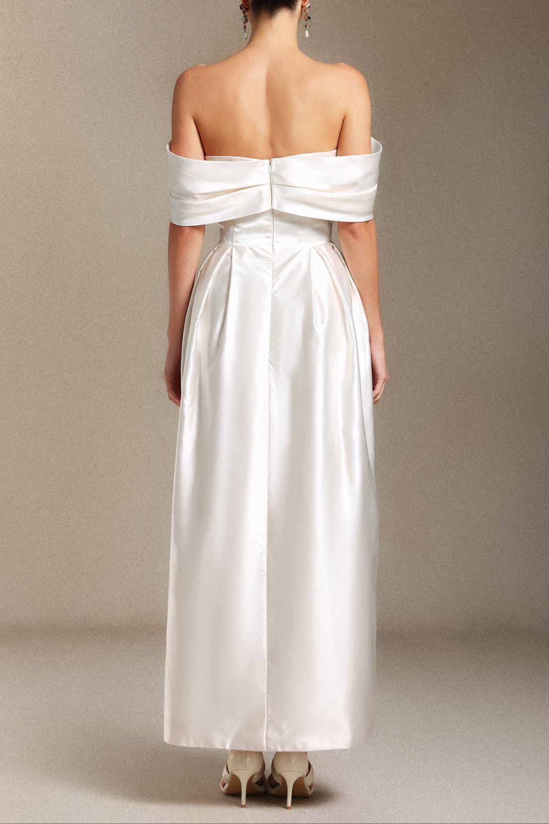 Bare Shoulders Flower Cylinder Maxi Dress in White