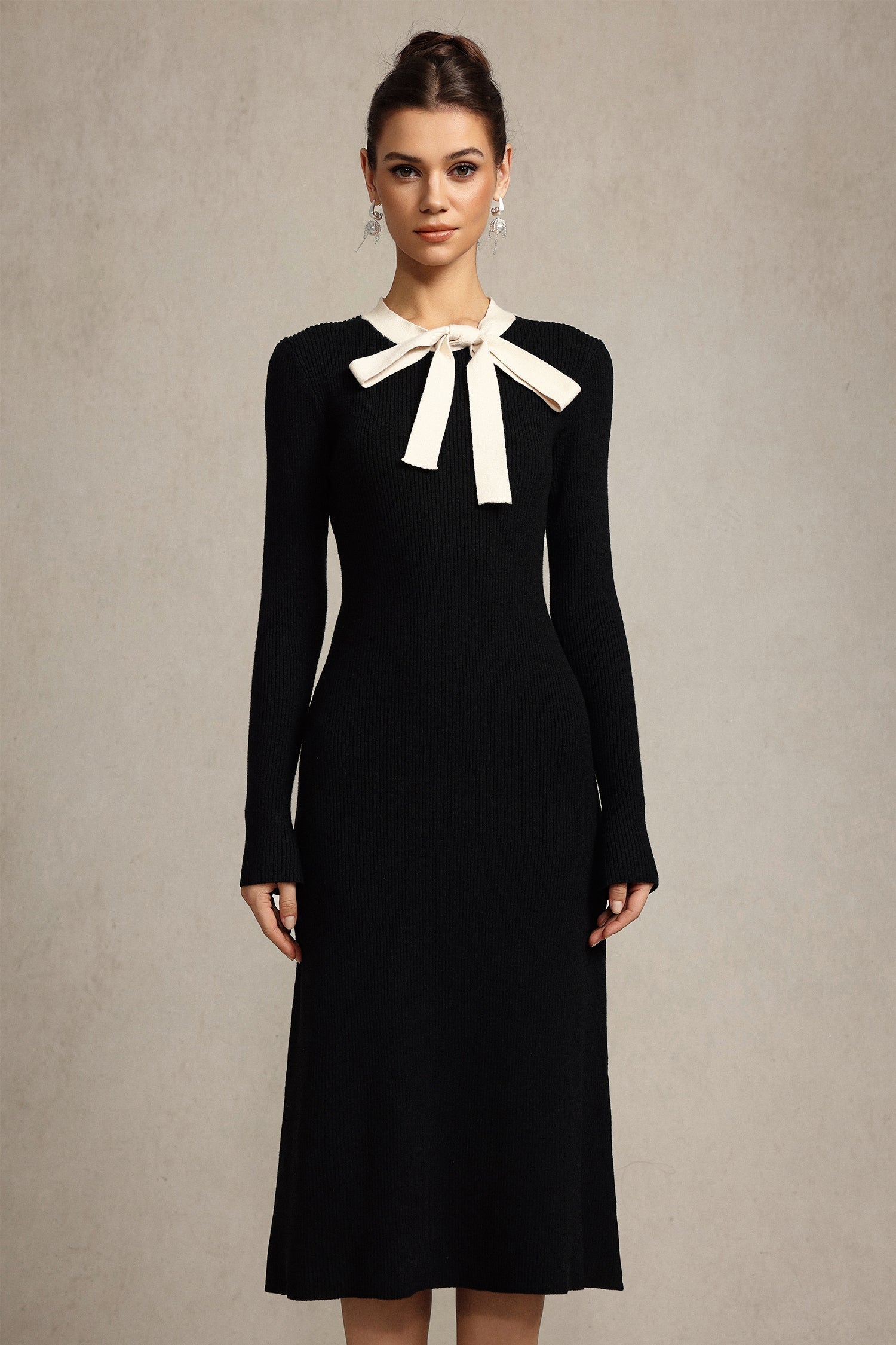 Round Neck Long Sleeves Bowknot Streamer Maxi Dress in Black