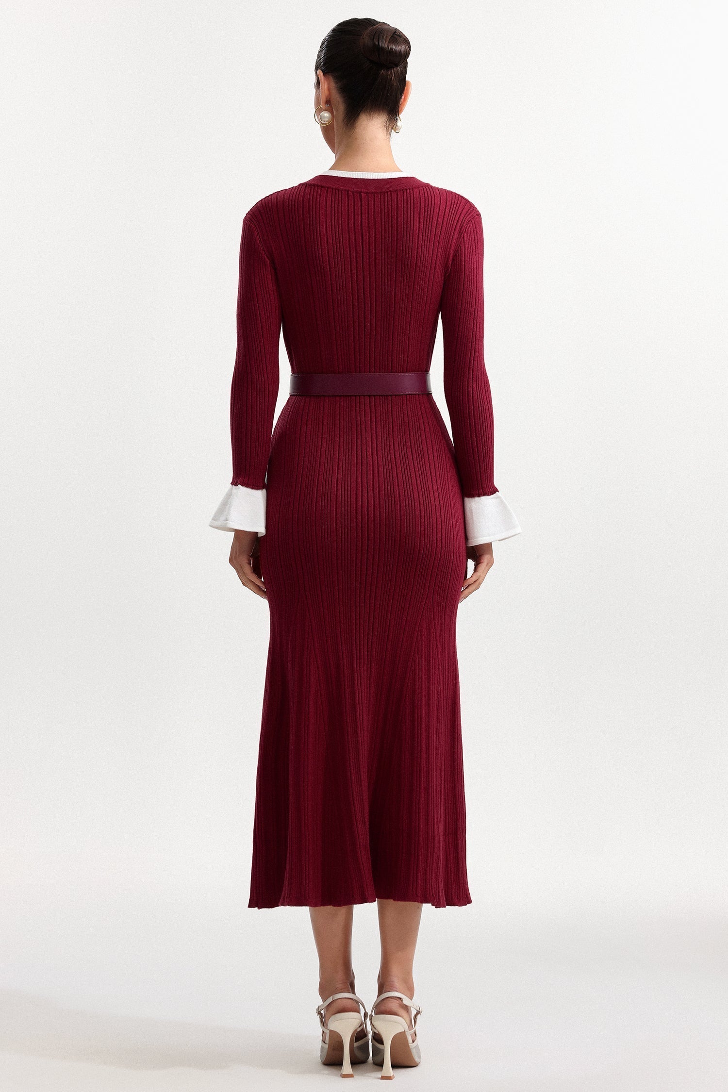 Contour Round Neck Long Sleeve Knit Maxi Dress