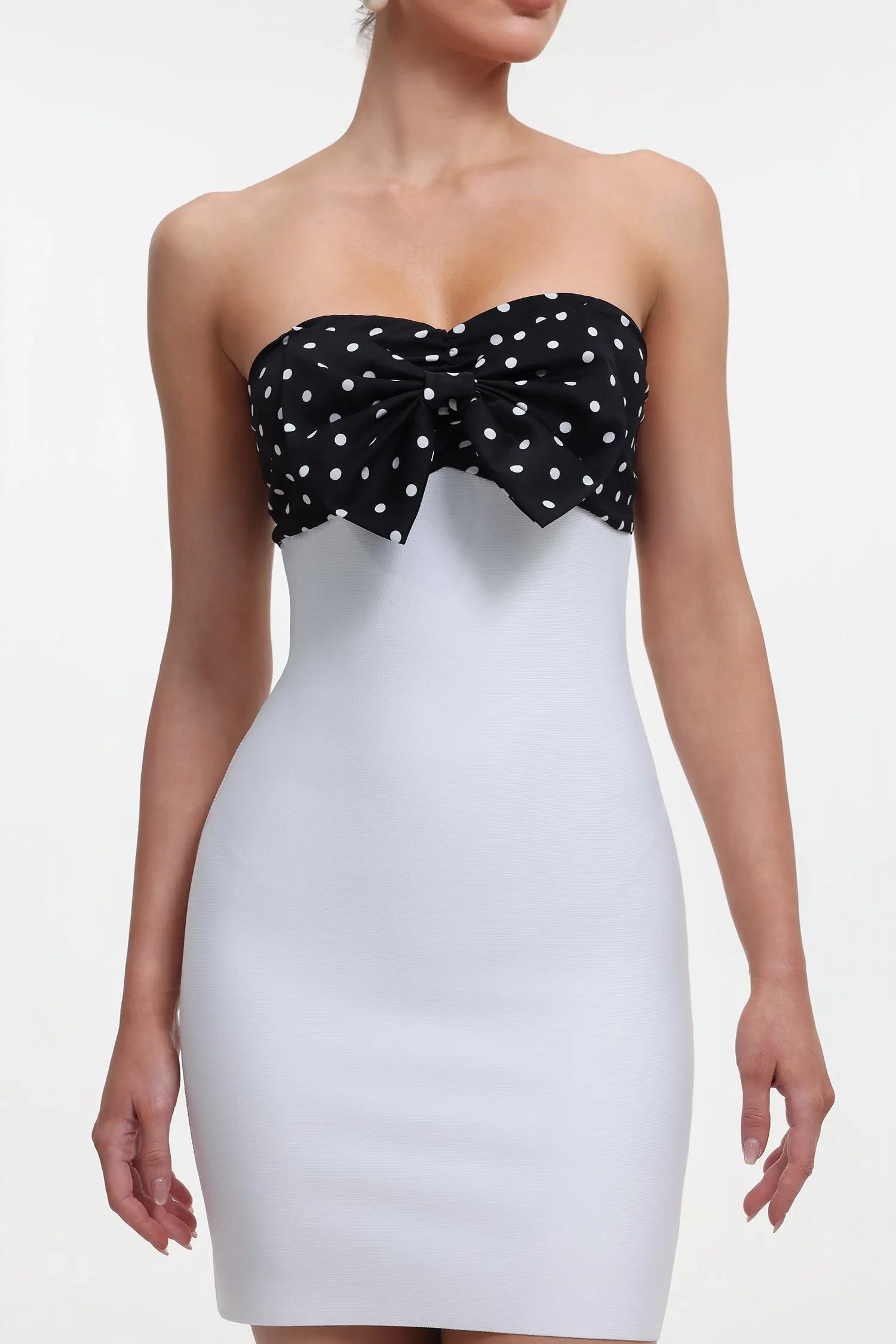 White Contour Sleeveless Contrast Bandage Mini Dress