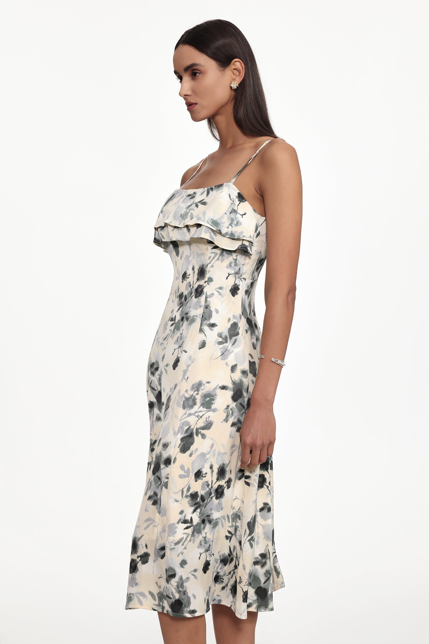 Cinched Waist Sleeveless Ruffle Floral Print Woven Midi Dress