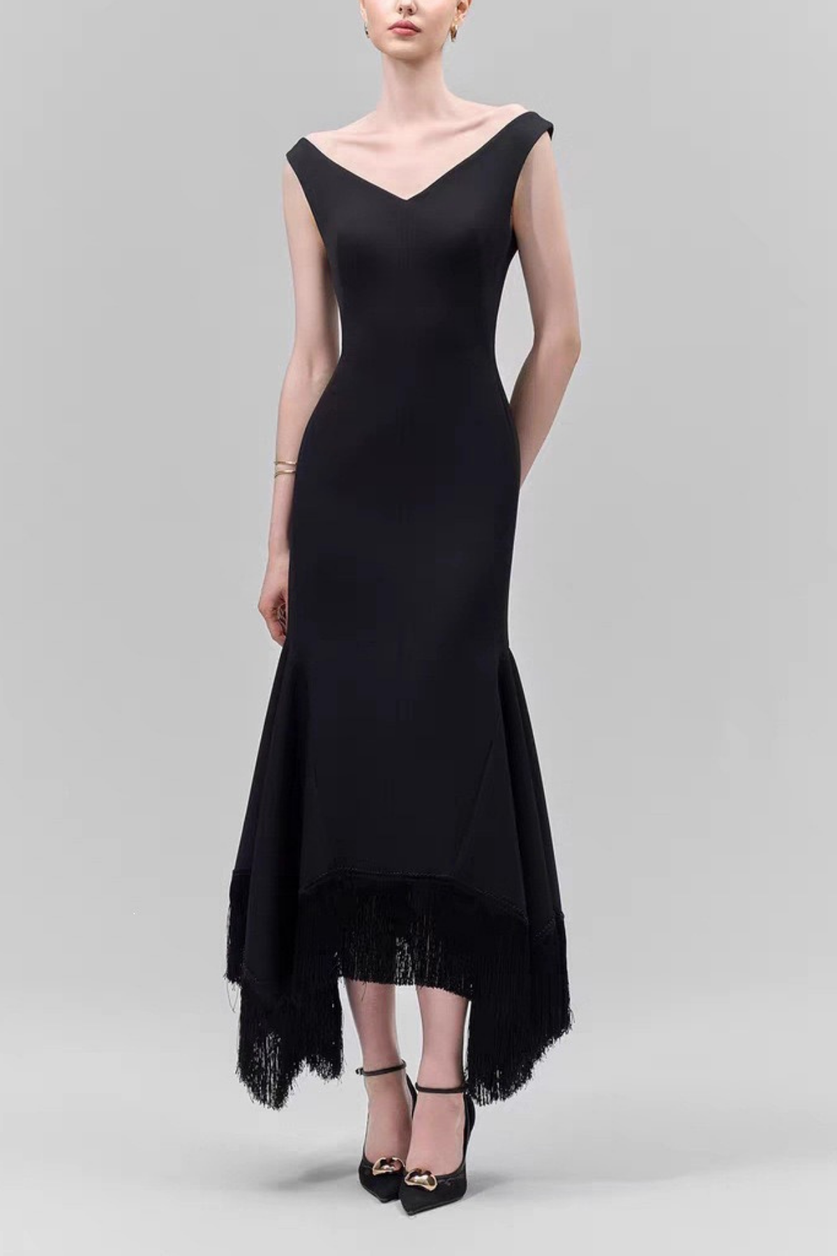 Sleeve V Neck Bodycon Fringe Hem Asymmetrical Black Dress