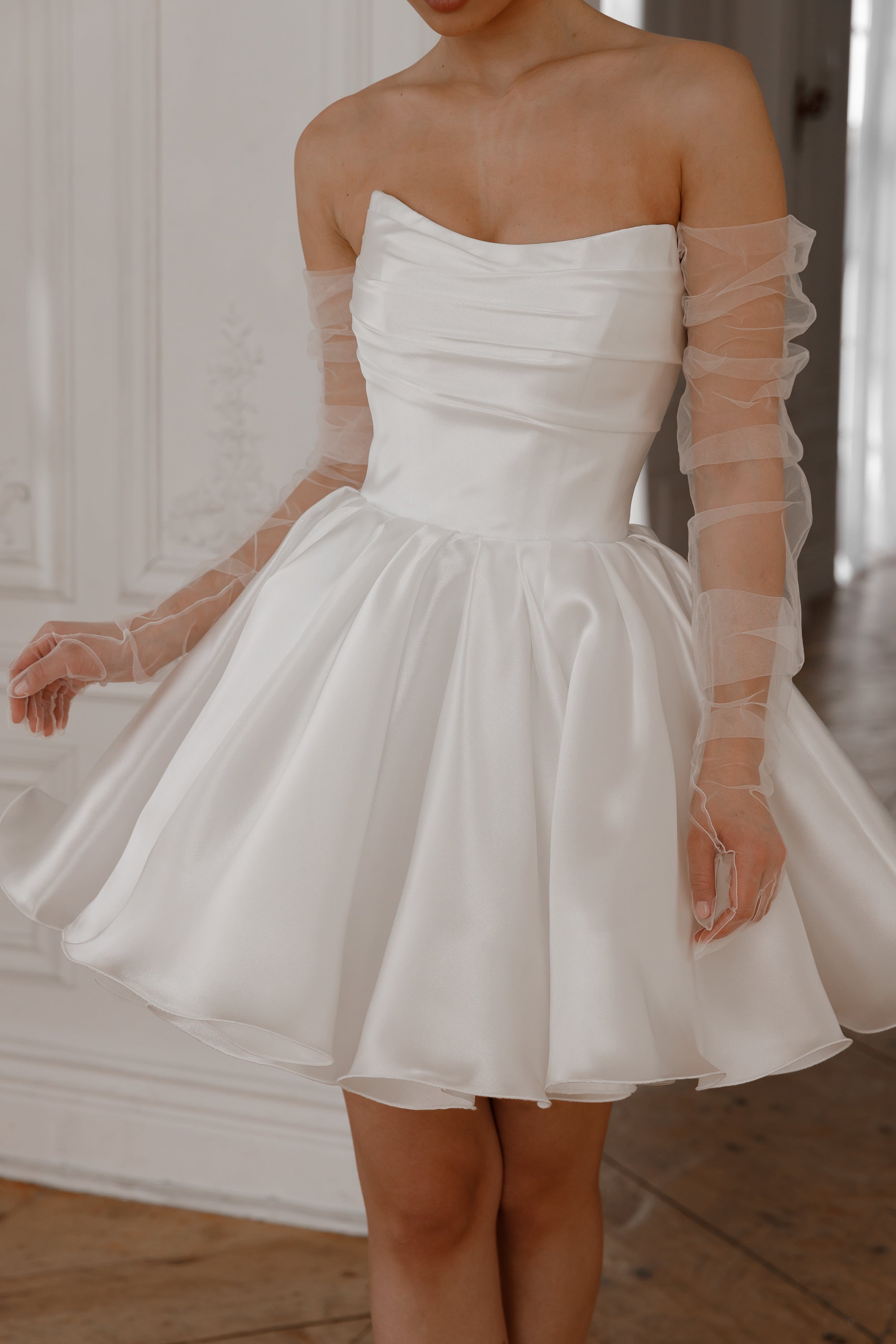Detachable Straps Mini Dress in Light Lvory