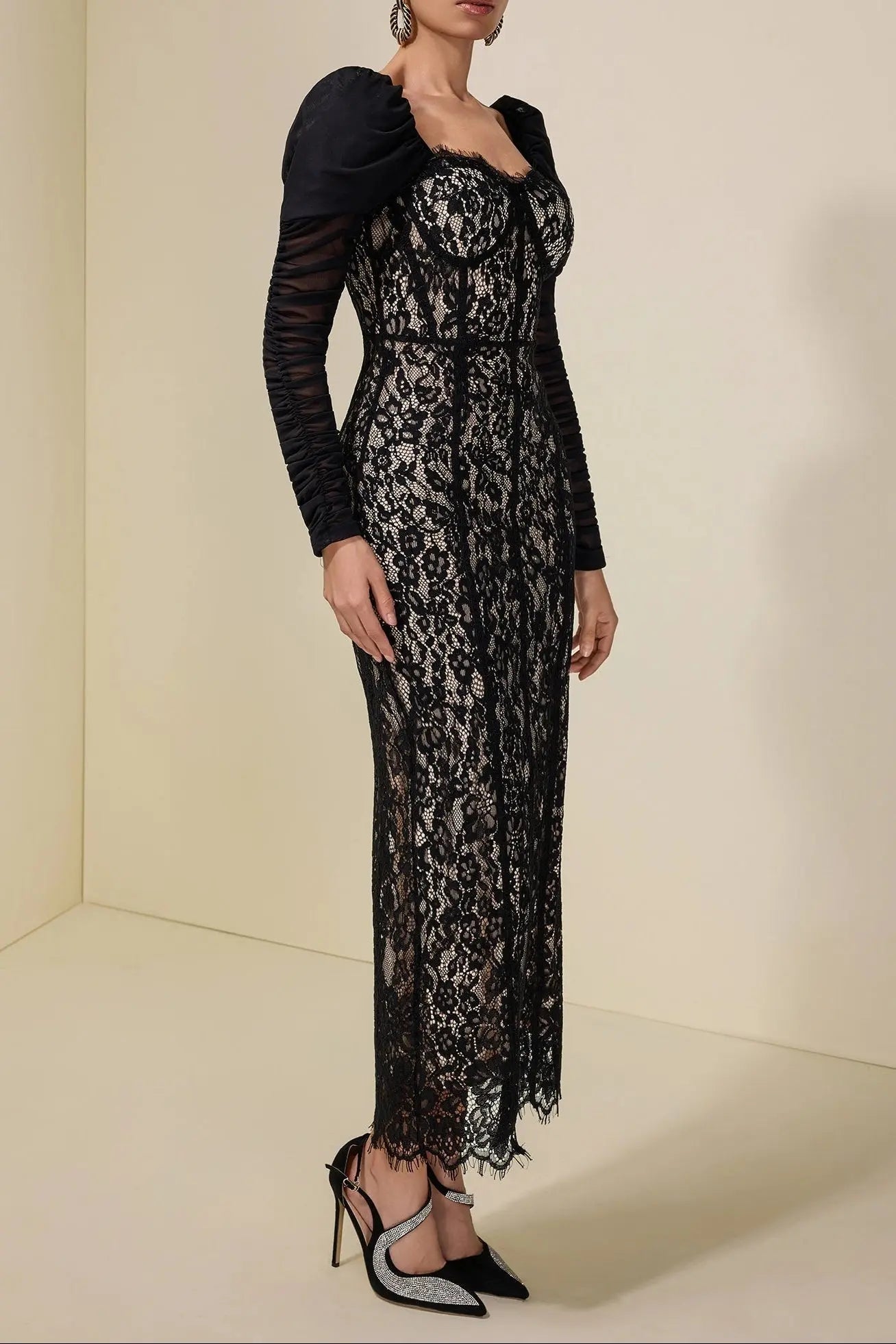Lace Splicing Mesh Puff Sleeve Midi Dress in black