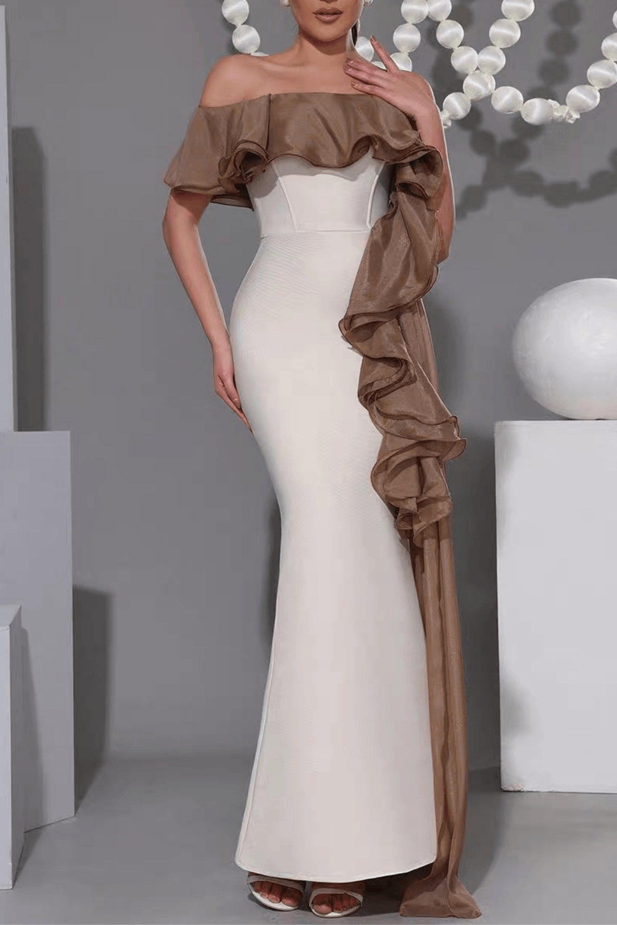 Off Shoulder Contrast Ruffle Dress in Brown
