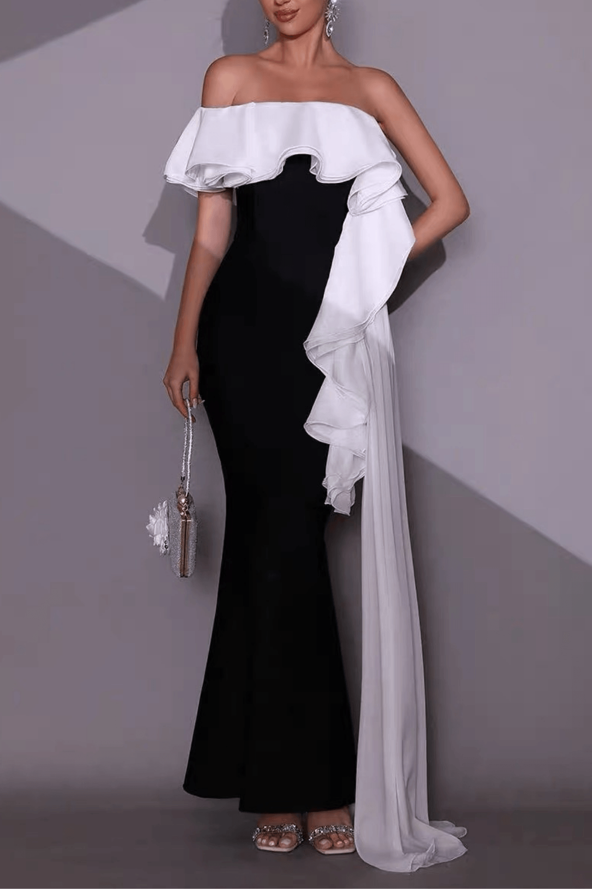 Off Shoulder Contrast Ruffle Dress