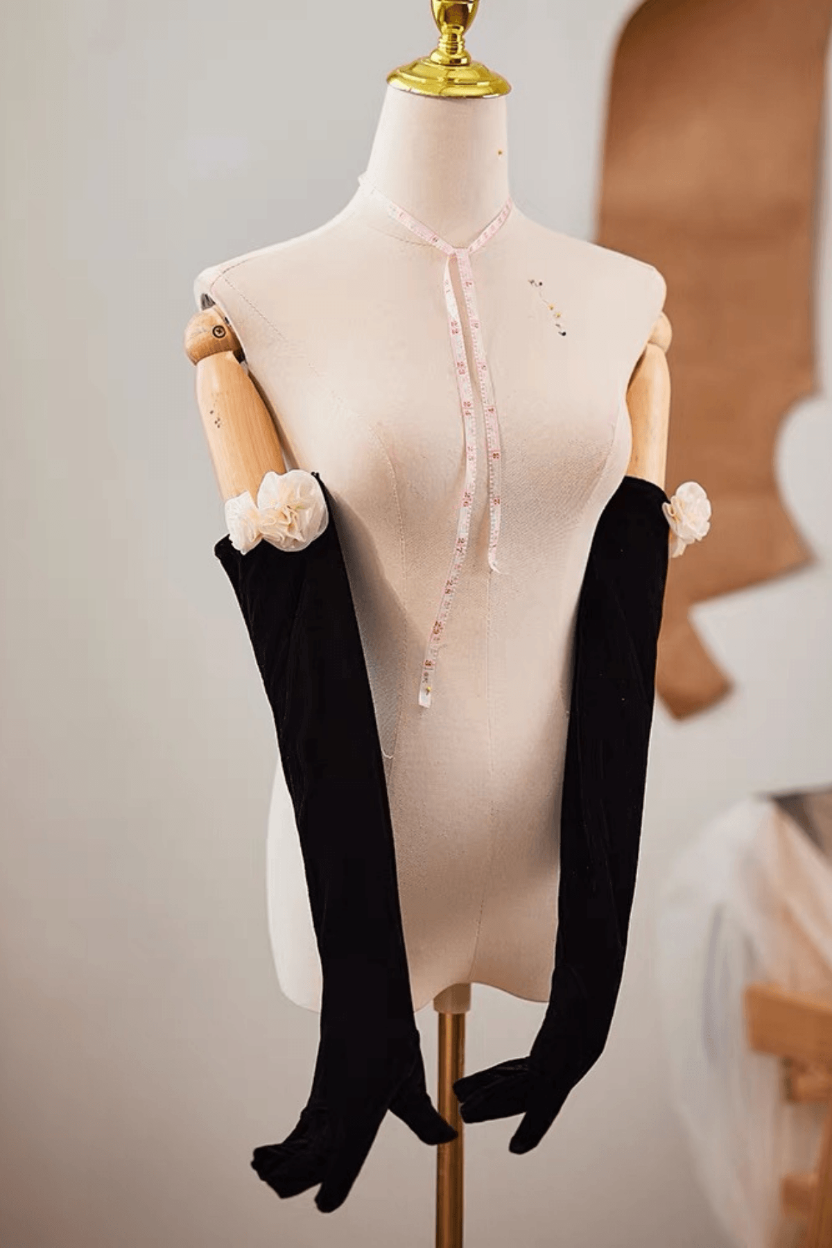 3D Flower Decorated Long Gloves