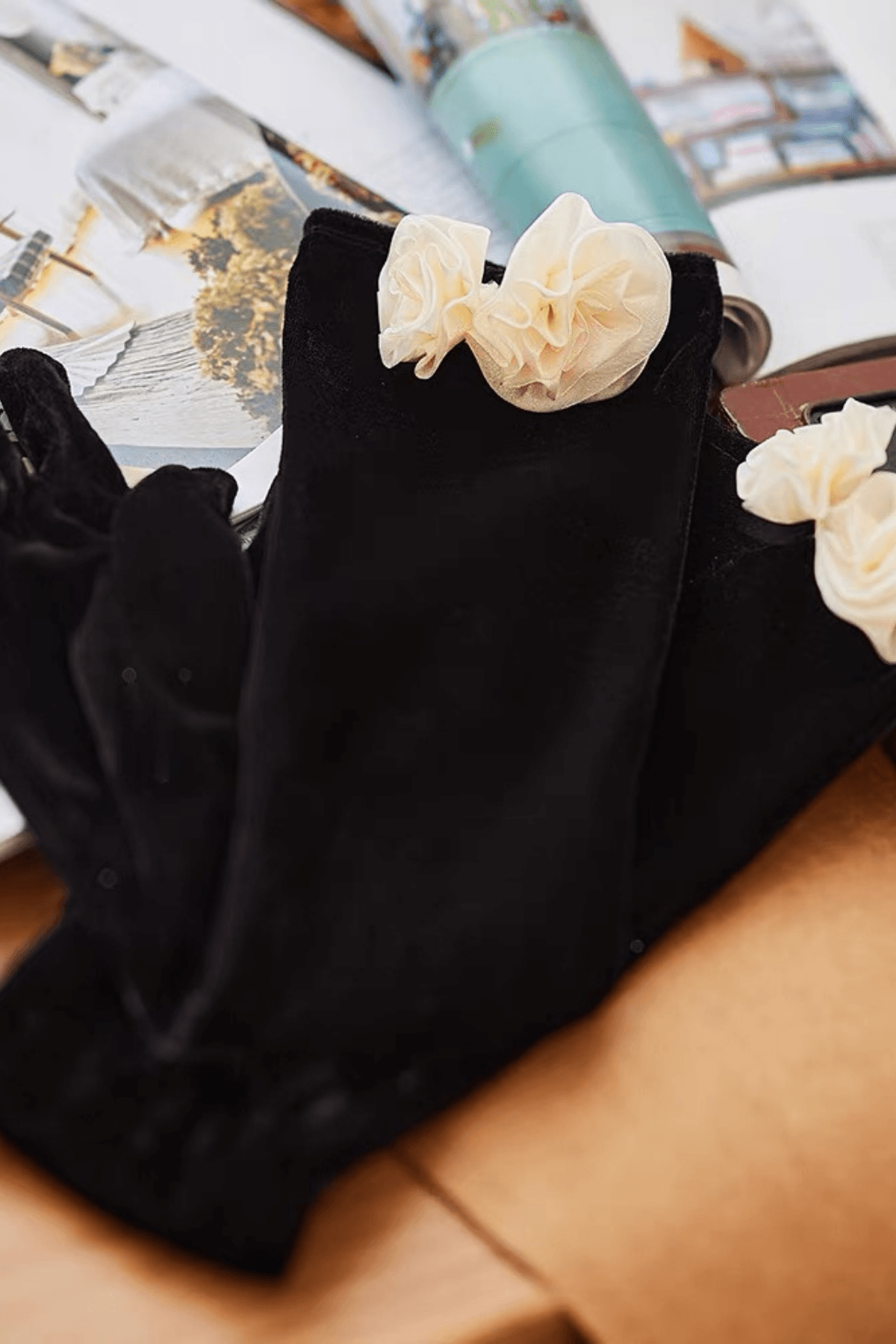 3D Flower Decorated Long Gloves