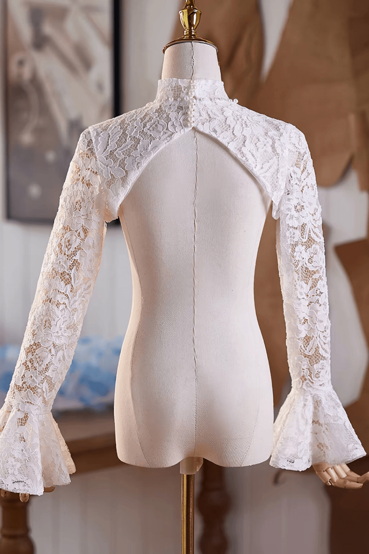 High Neck White Lace Detachable Sleeves