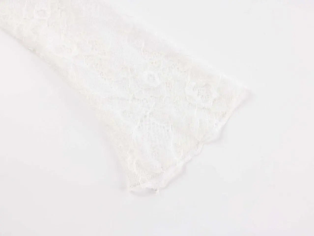 White Lace Spliced Knitted Mini Dress