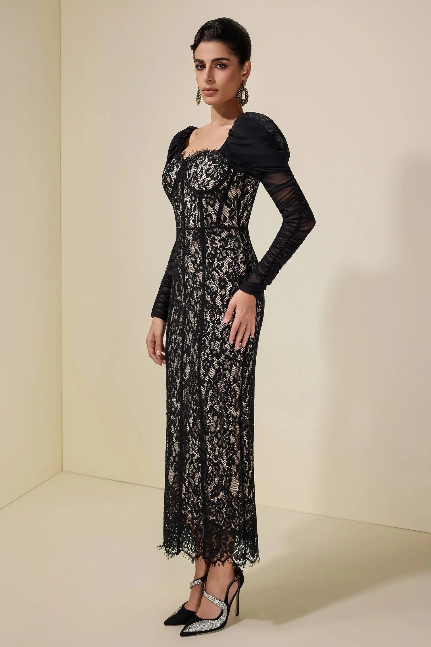 Lace Splicing Mesh Puff Sleeve Midi Dress in black