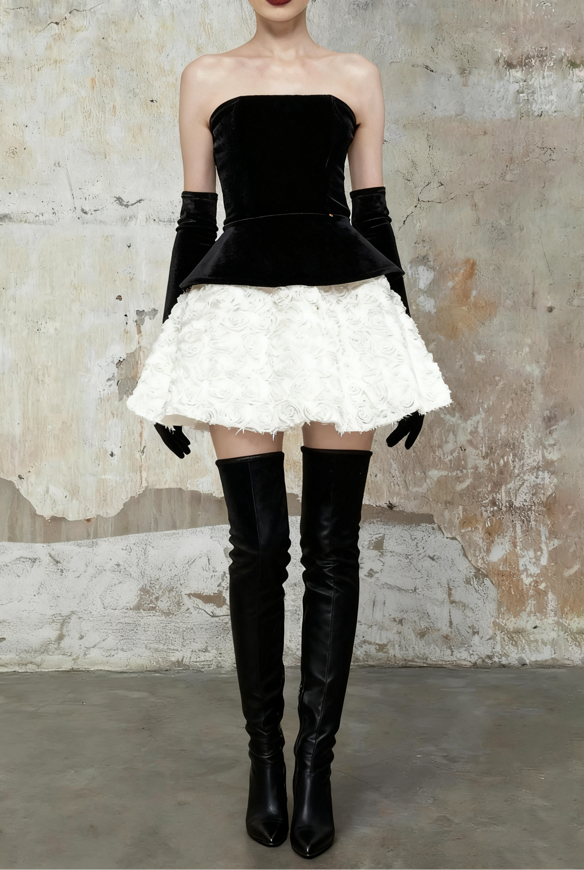 Petal-Layered Top Mini Skirt Suit Without Glove - Black/White