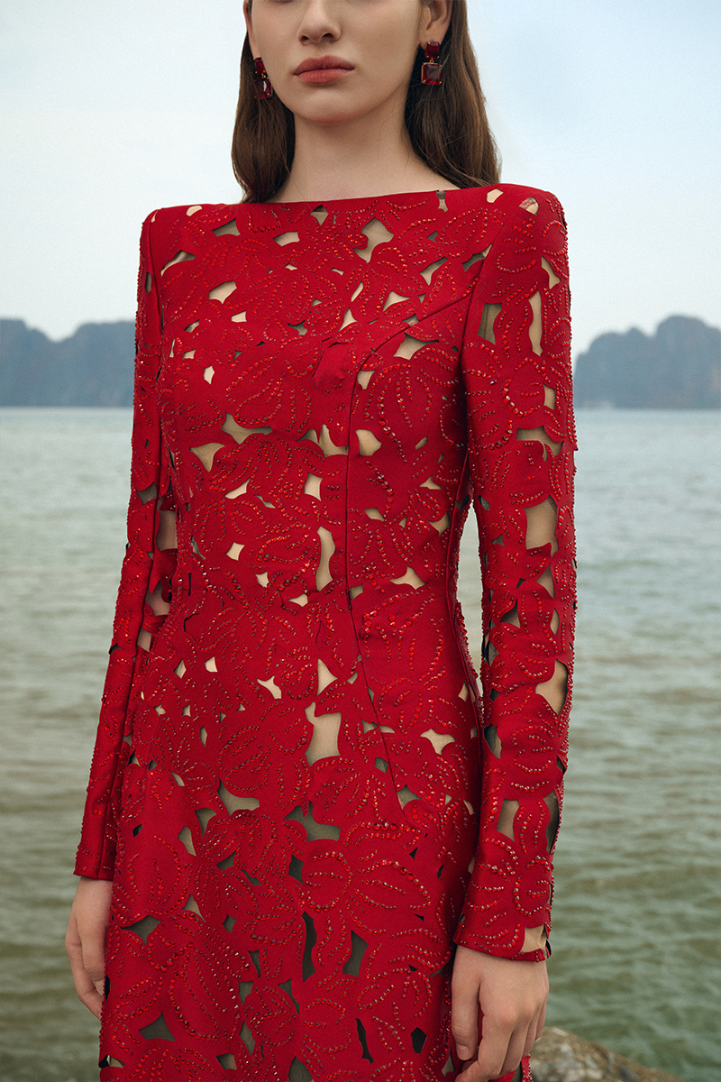 Rhinestone Boat Neck Floral Hollow Lasercut Maxi Dress - Red