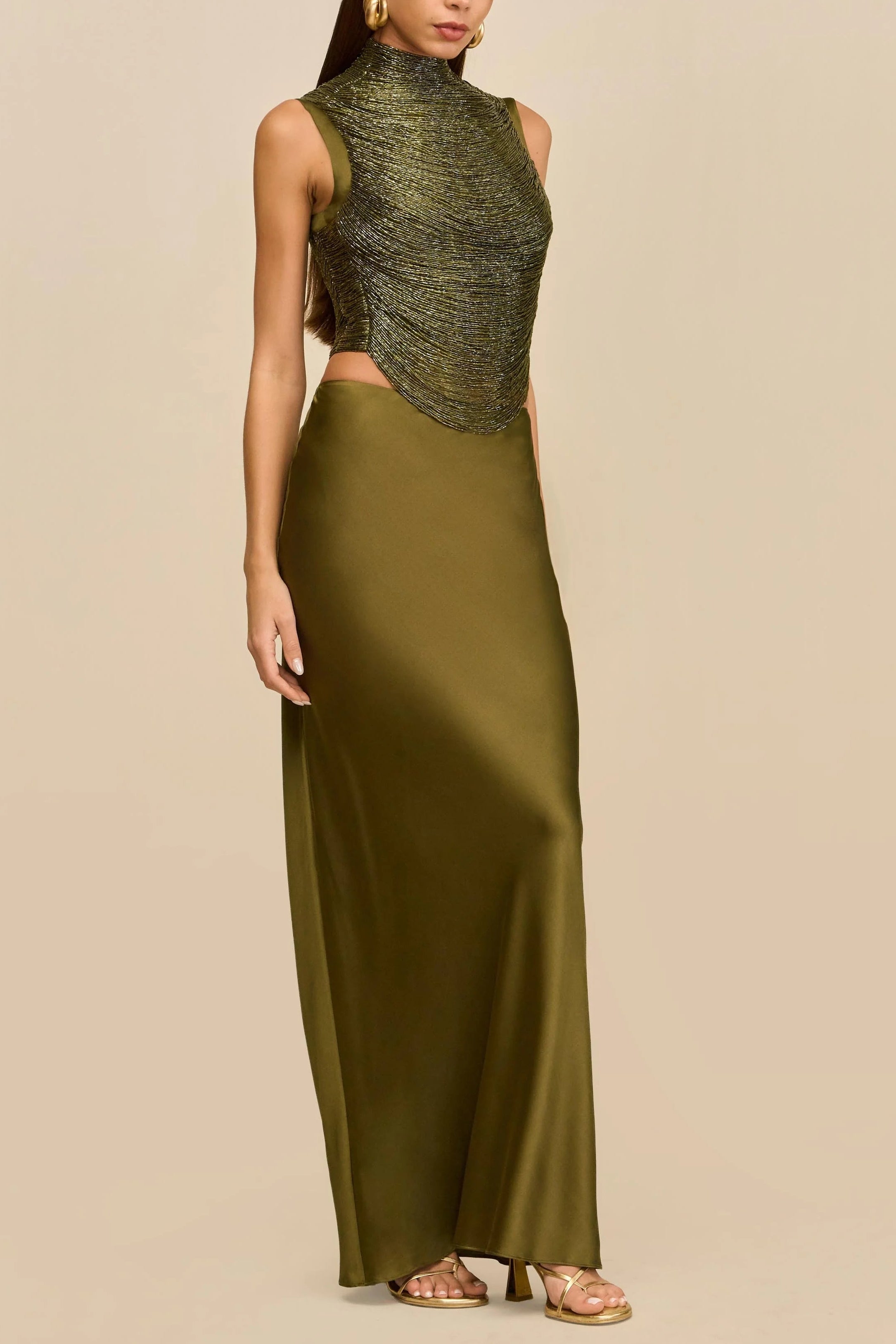 Sleeveless Turtleneck Paneled Top and Satin Skirt Set in Green