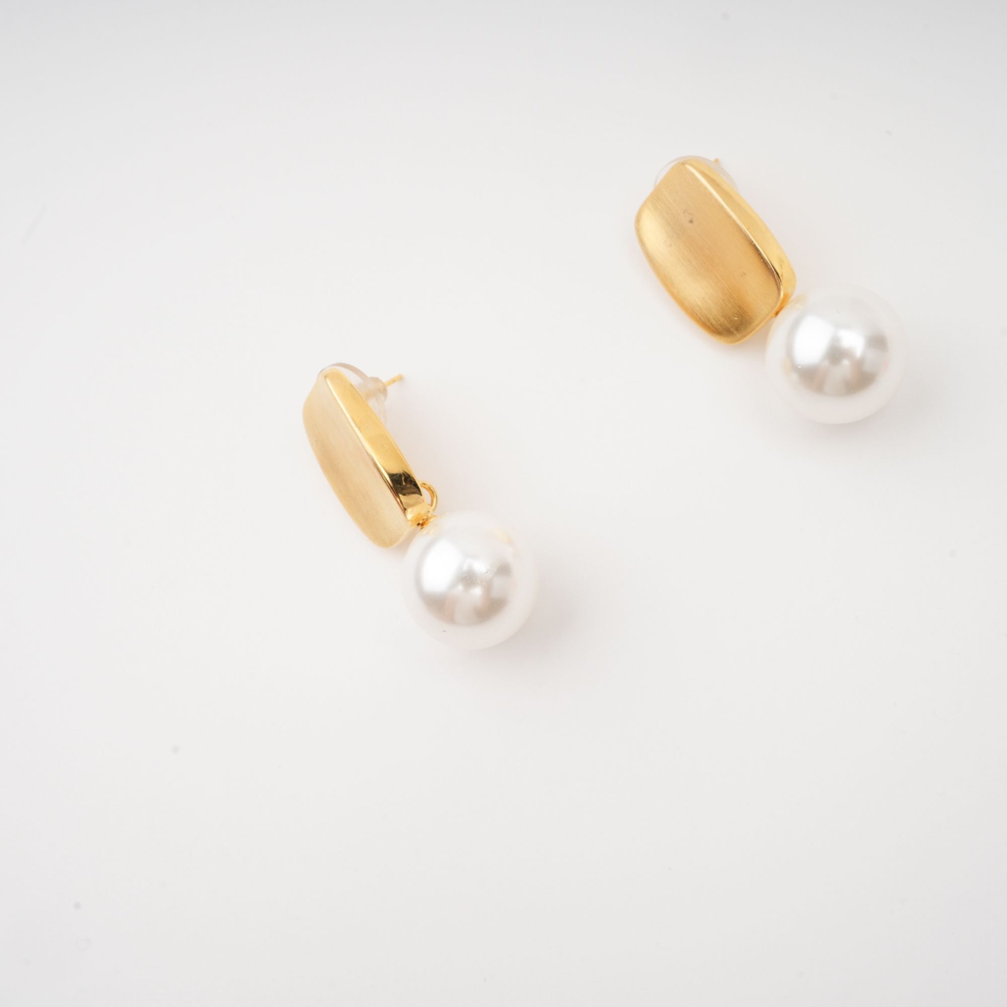 Pauline Faux-Earrings