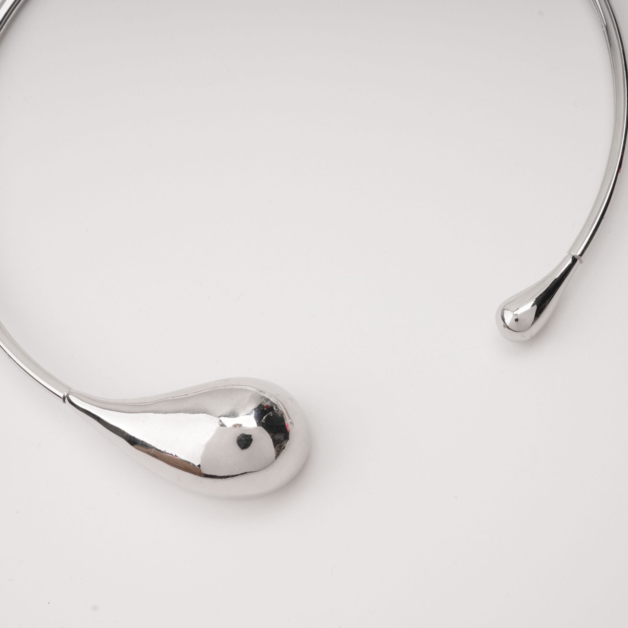 Waterdrop-Shaped Necklace