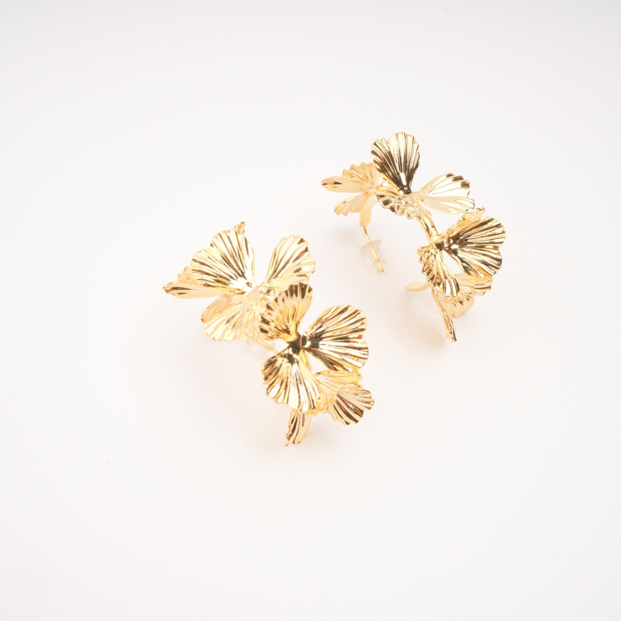 Faux-Flower Gold Earrings