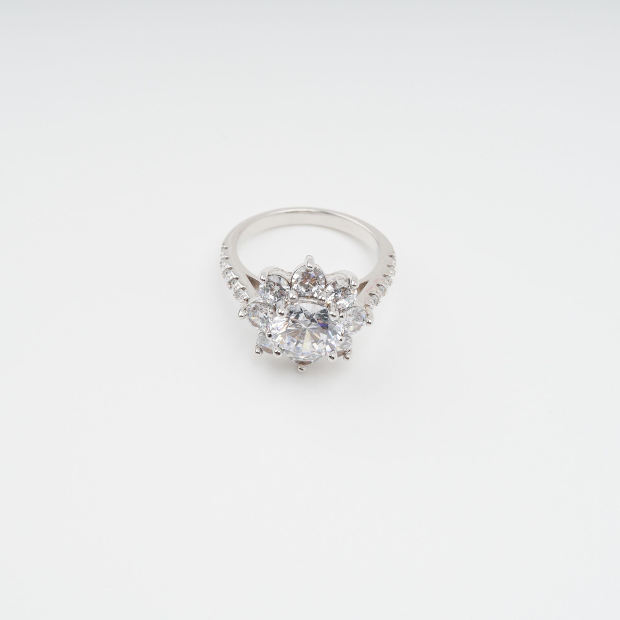Sterling Silver Flower Shaped Zircon Gemstone Ring