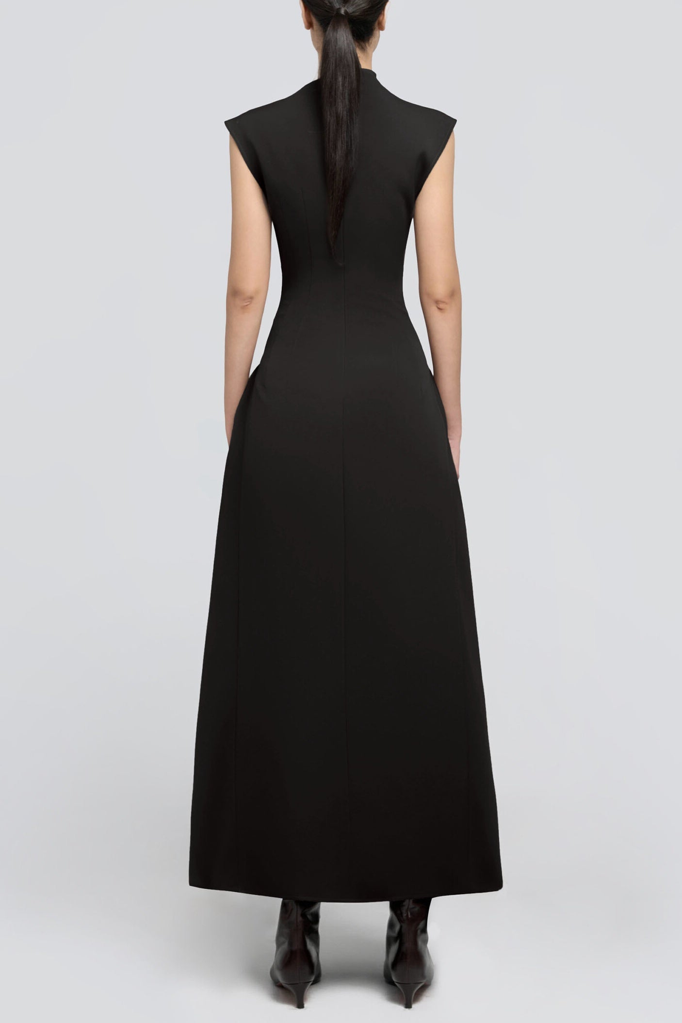 Symmetric Drapes Midi Dress - Black