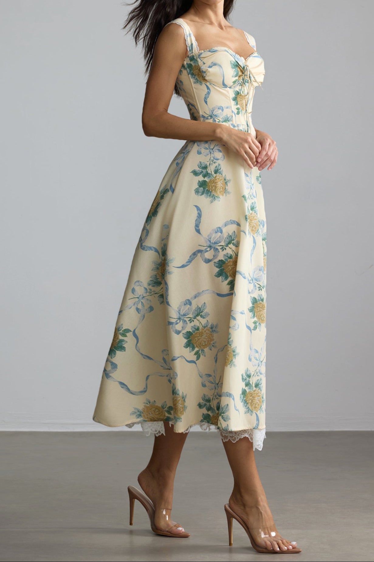 Floral Print Sweetheart Midi Dress in Yellow