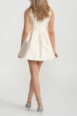 Fitted Dress With Embellished Round Neckline And Waistline Accent - Ivoire
