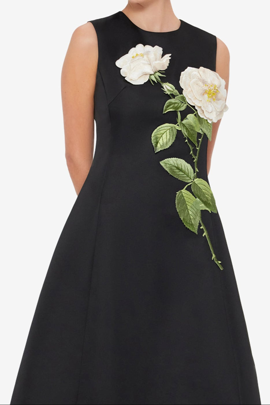 Floral Print Embellished Sleeveless Midi Dress in Black