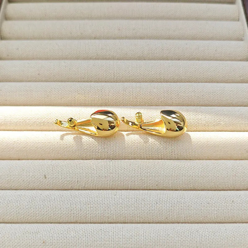 Retro Enamel Gold- Red Earring