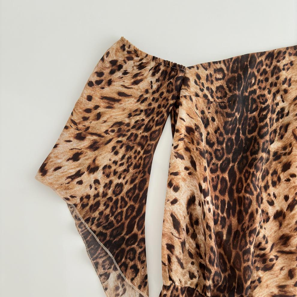 Long Sleeves Print Mini Dress in Brown