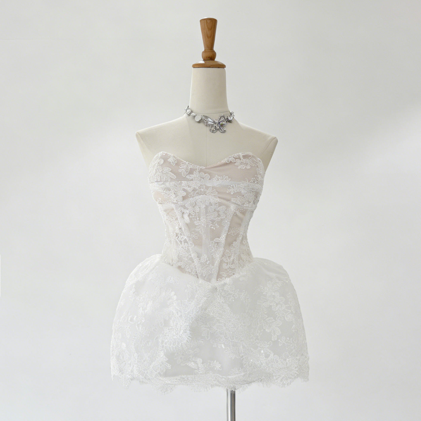 Lace Embroidered Bandeau Sleeveless Dress