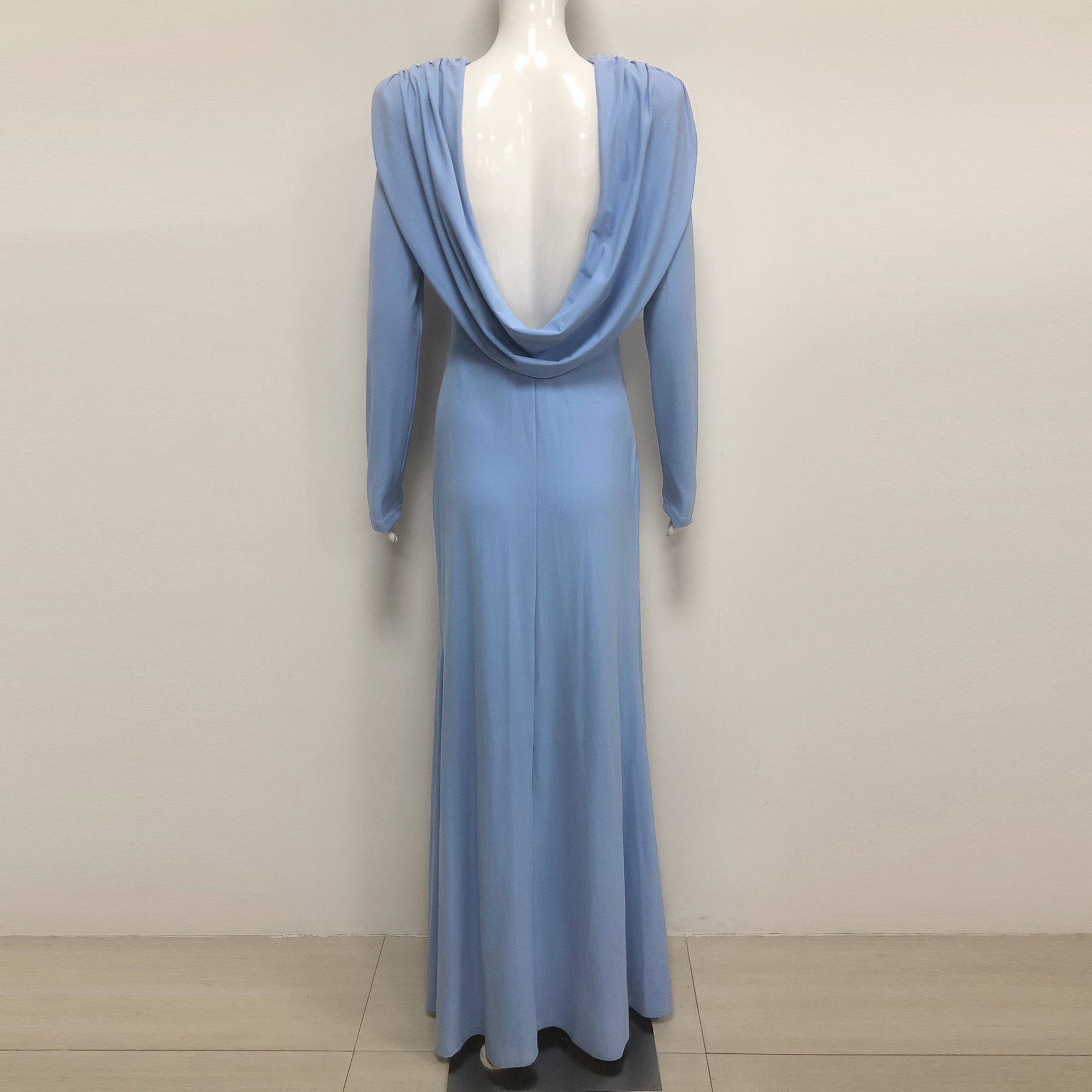 Knitted Long Sleeves Backless Bodycon Maxi Dress in Blue