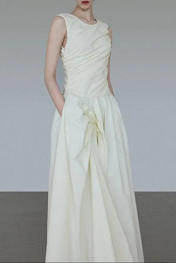 Ruched A-Line Sleeveless Midi Dress in Apricot