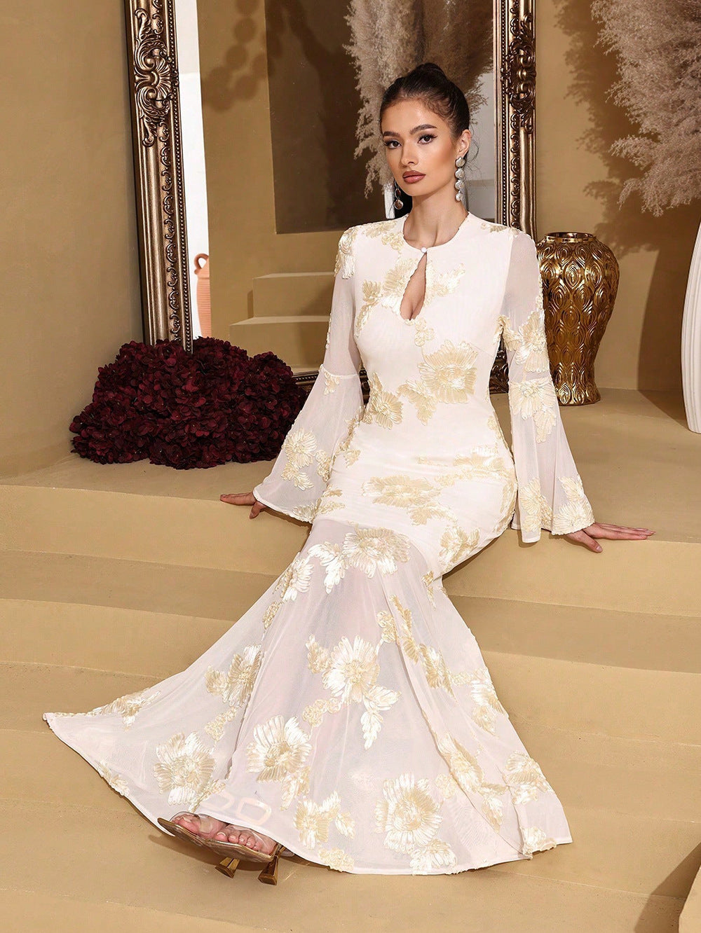 Sleeve Hip-Hugging Mesh Embroidery Maxi Dress in Yellow