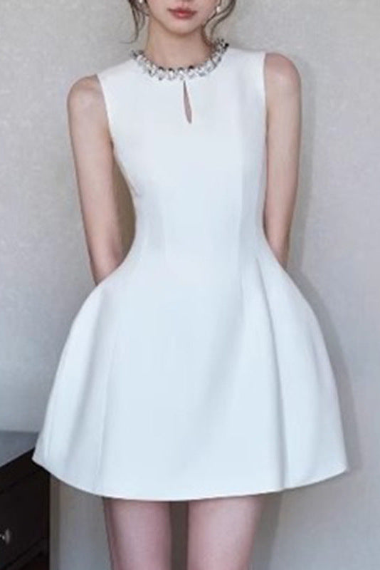 Round Neck Diamond Sleeveless Dress in White