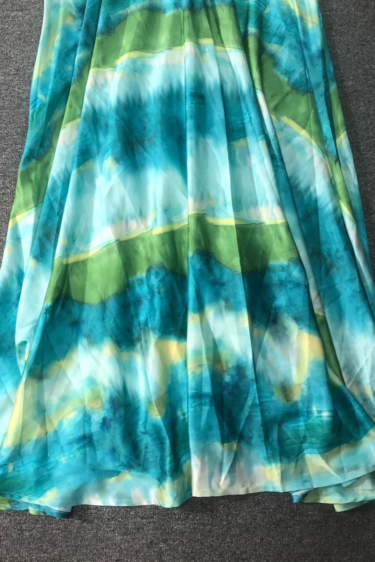 Green Floral Print Puff Sleeve Maxi Dress