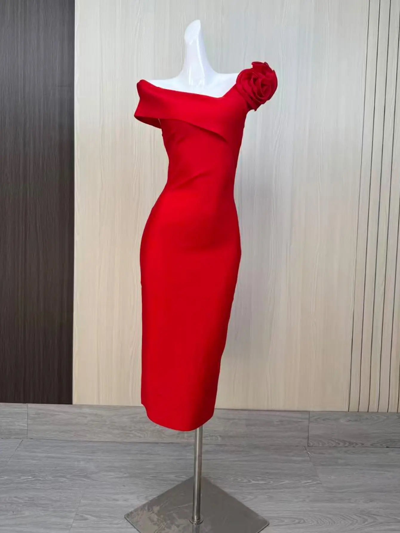 Red 3D Flower Bandage Midi Dress