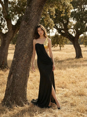 One-Shoulder Metal Chain Decoration Maxi Dress in Black