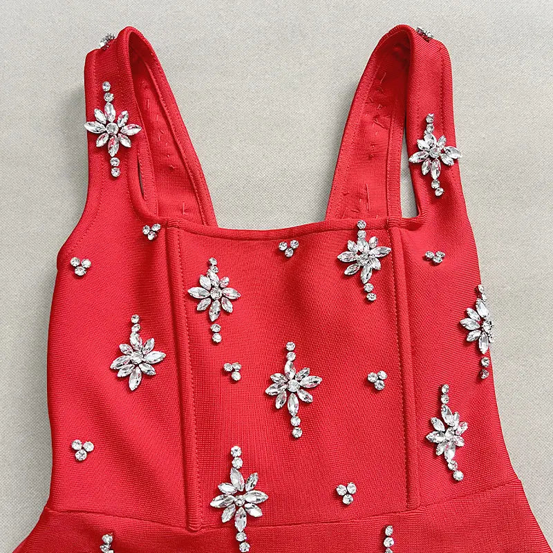 Sleeveless Diamond Bandage Mini Dress in red