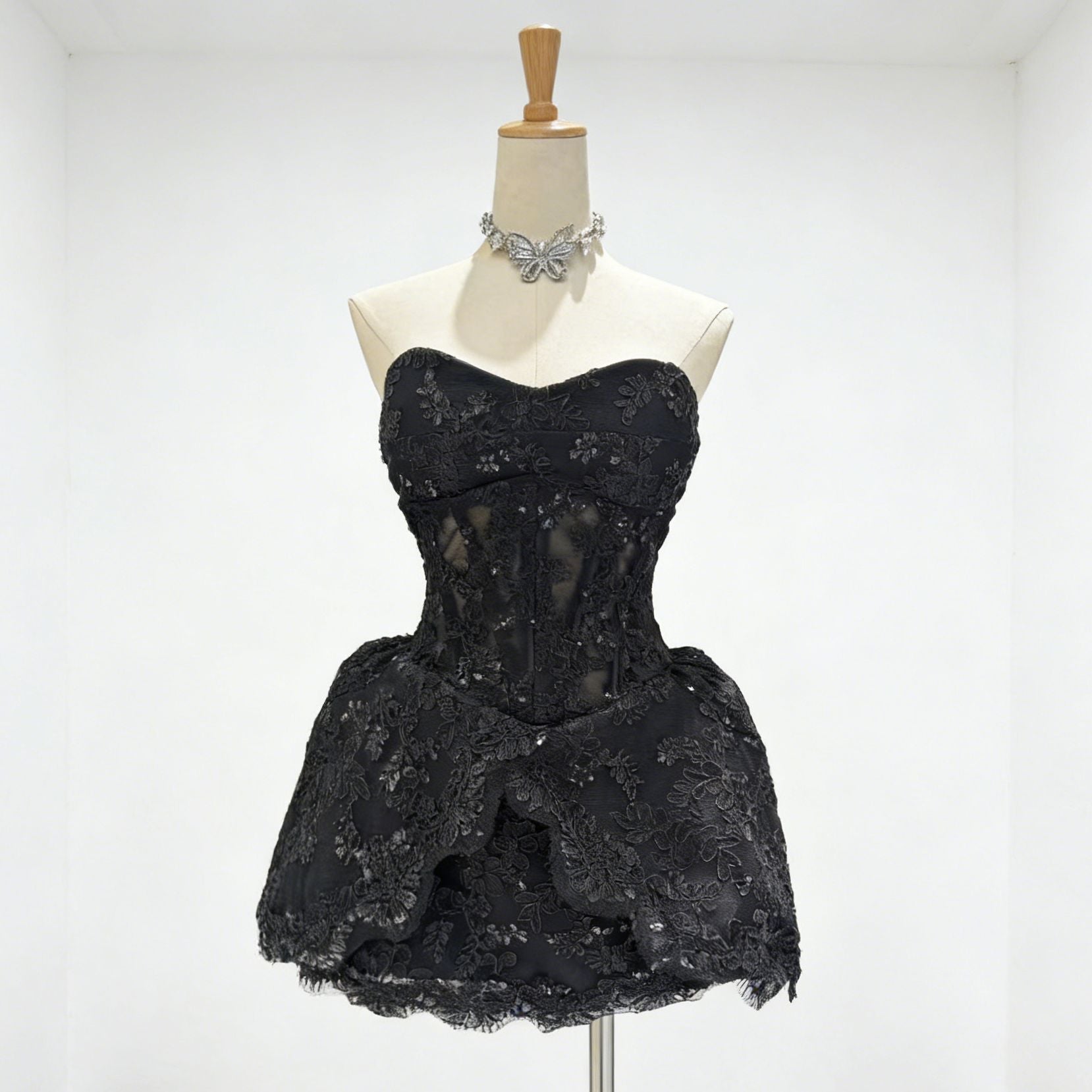Lace Embroidered Bandeau Sleeveless Dress