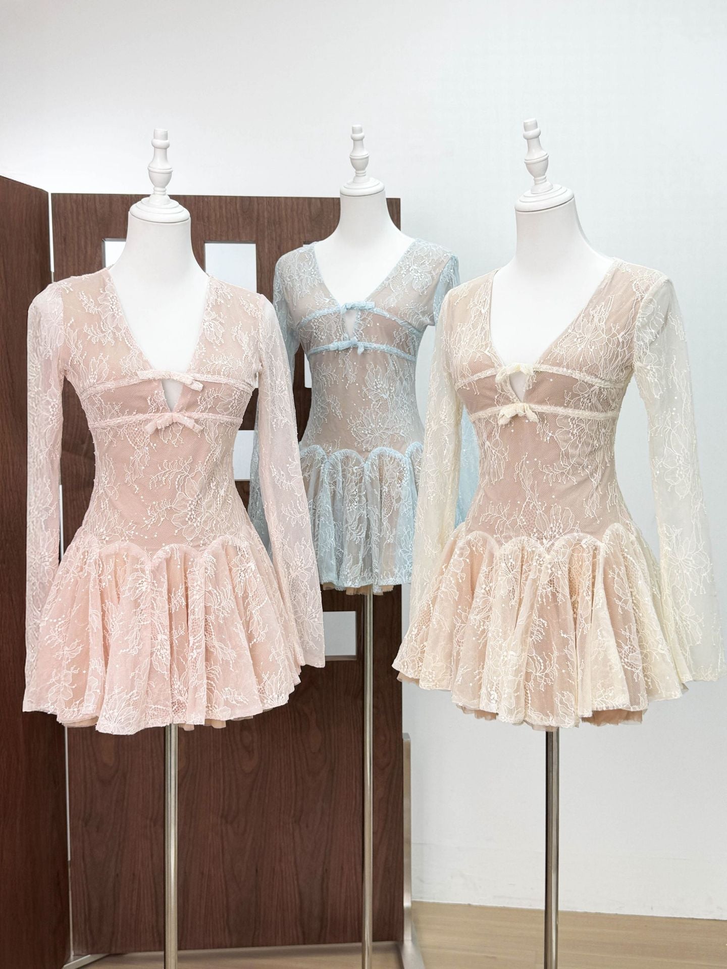 Long-Sleeve V-Neck Lace A-Line Mini Dress in Blue