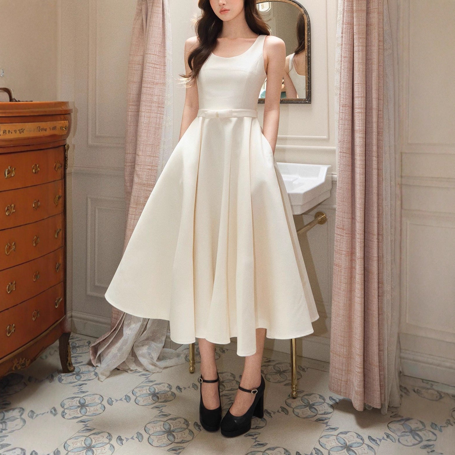 U-Neck Sleeveless Hepburn Midi Dress