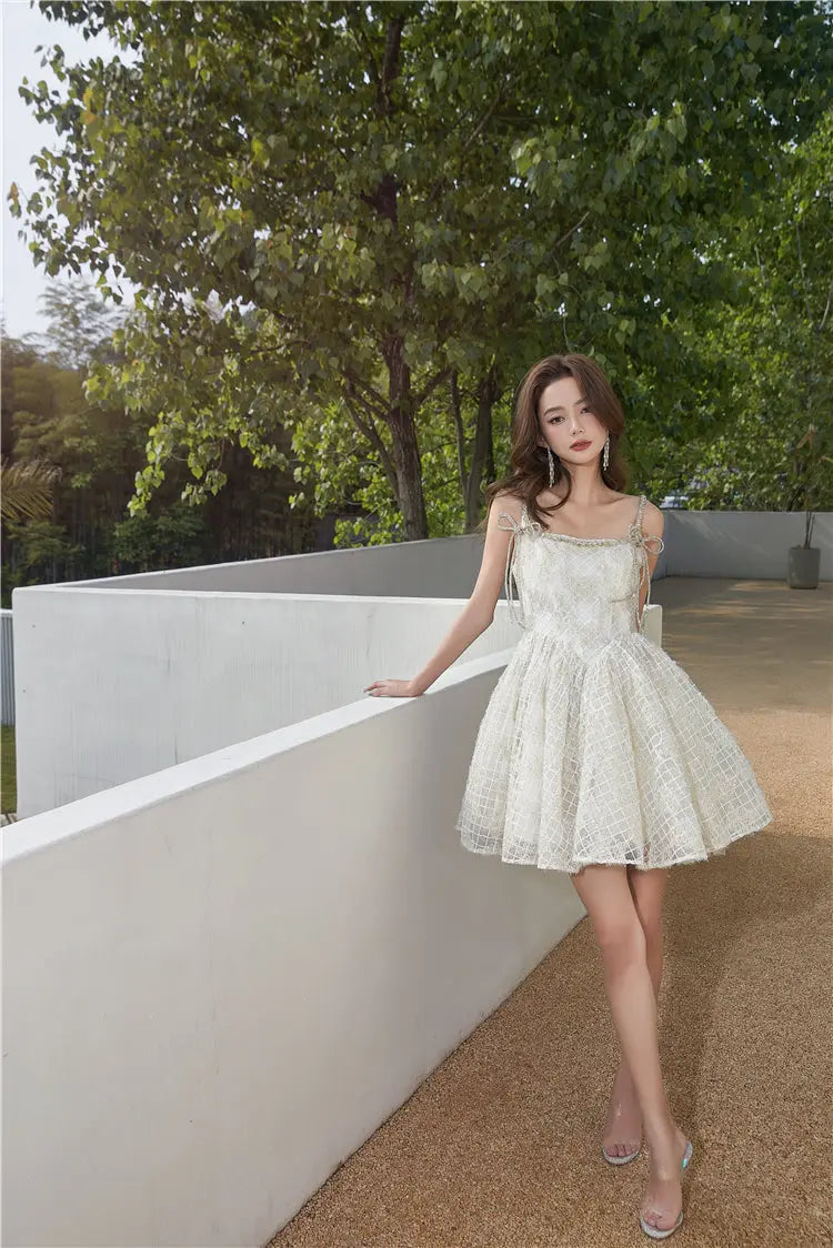 Beige Square Collar Sleeveless Lace Cocktail Dress