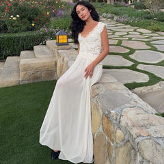 Winter Style Sheer V-Neck Lace-Trimmed Maxi Dress